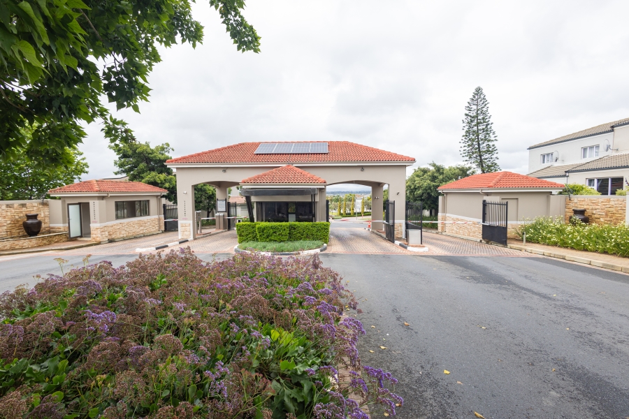3 Bedroom Property for Sale in Avalon Estate Western Cape